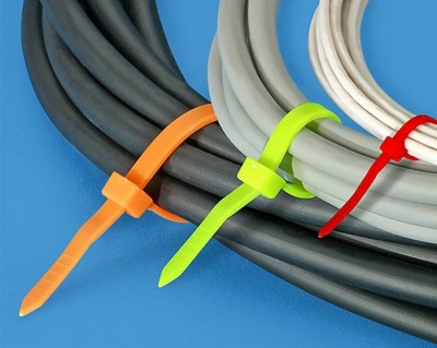 Стяжки нейлоновые 2.5x100мм хомуты 100шт.черные Стяжки нейлоновые 2.5x100мм хомуты 100шт.черные